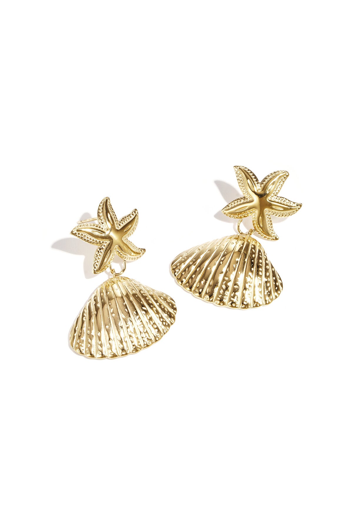 Earrings with starfish and shell