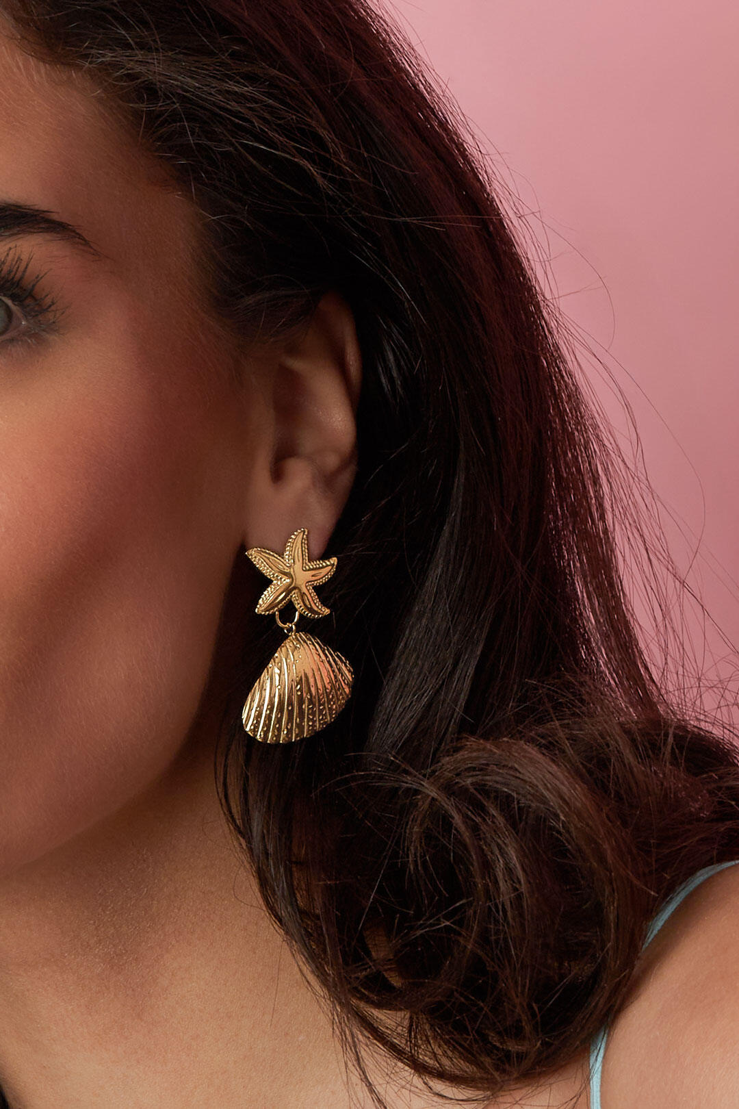 Earrings with starfish and shell
