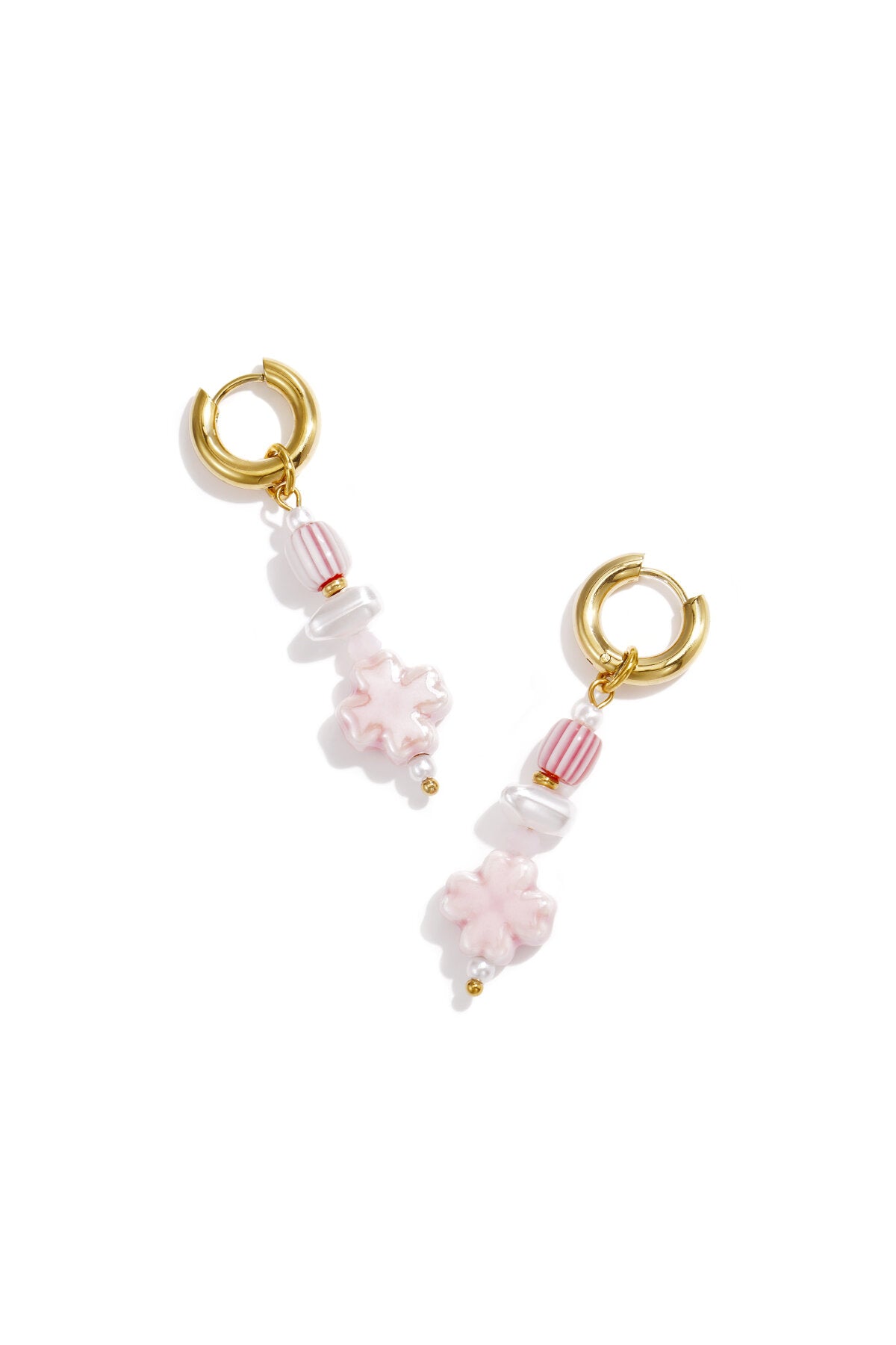 Small earring with clover bead and pearls