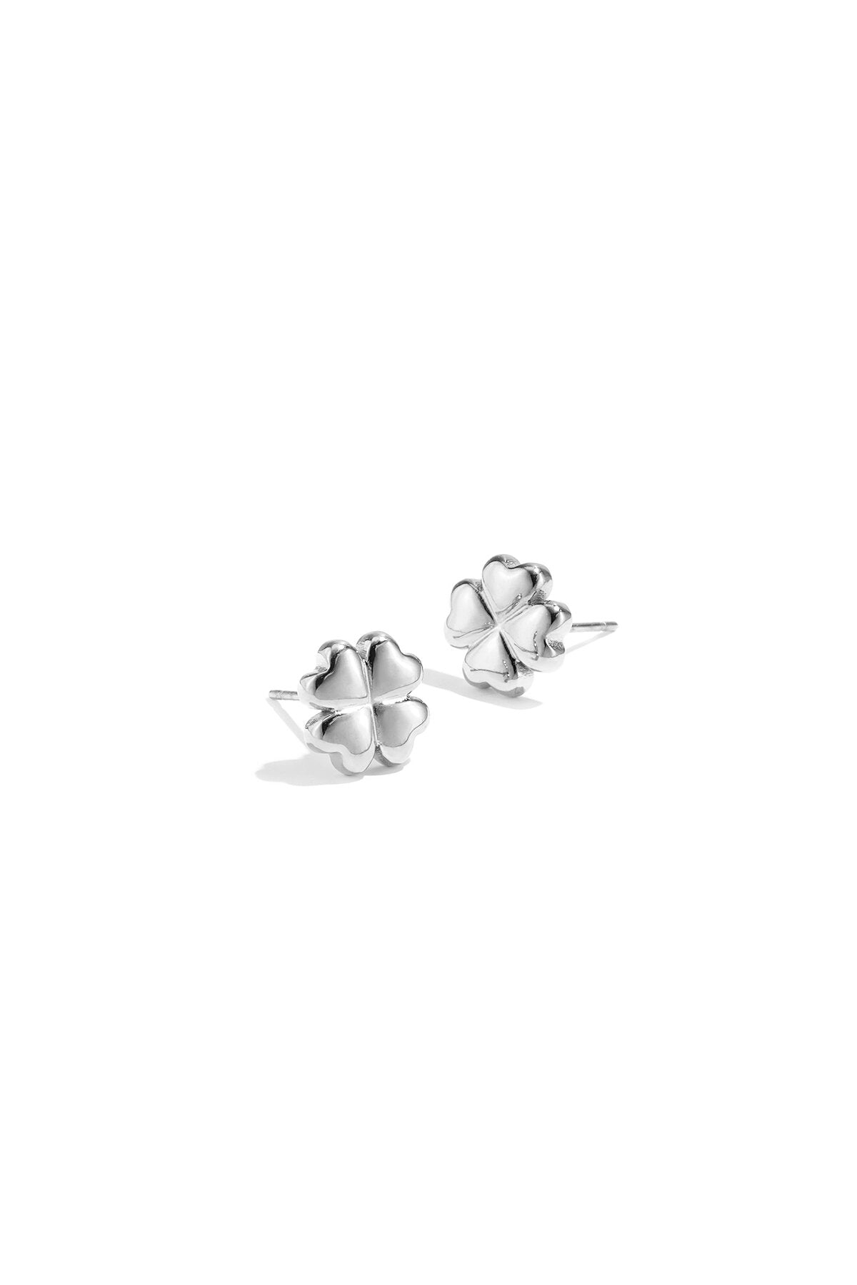 Minimalist clover stud earrings